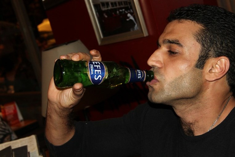 Efes at Caffe Hamra